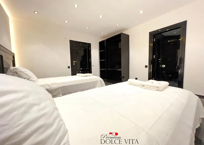 Red Premium Dolce Villa *