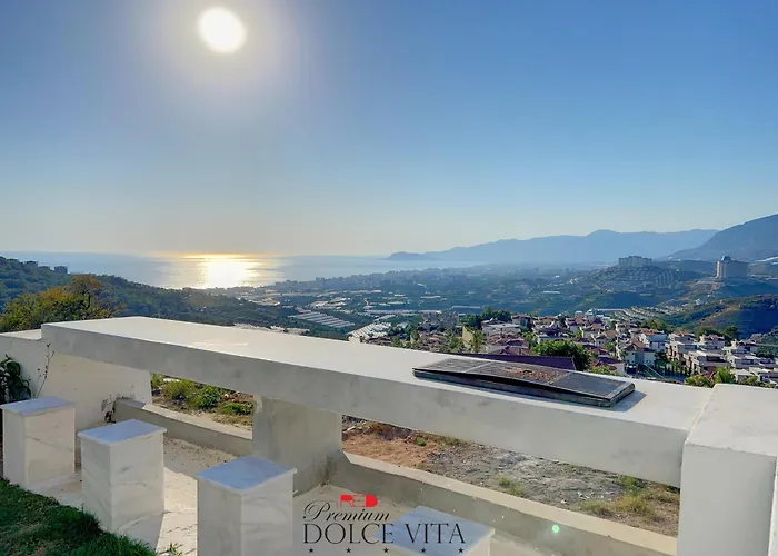 Red Premium Dolce Villa