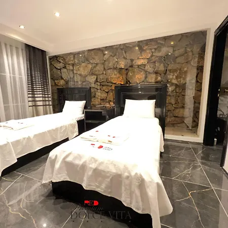 Red Premium Dolce Villa *