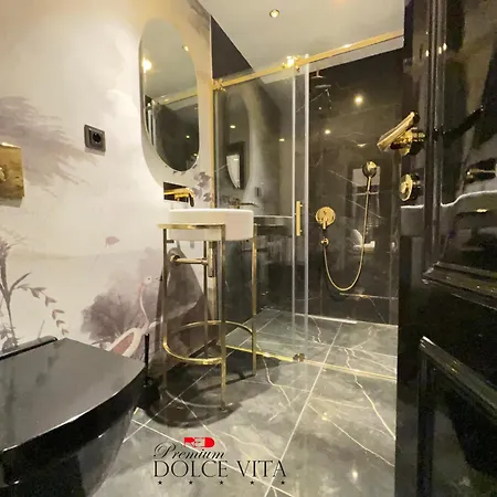 Red Premium Dolce Villa